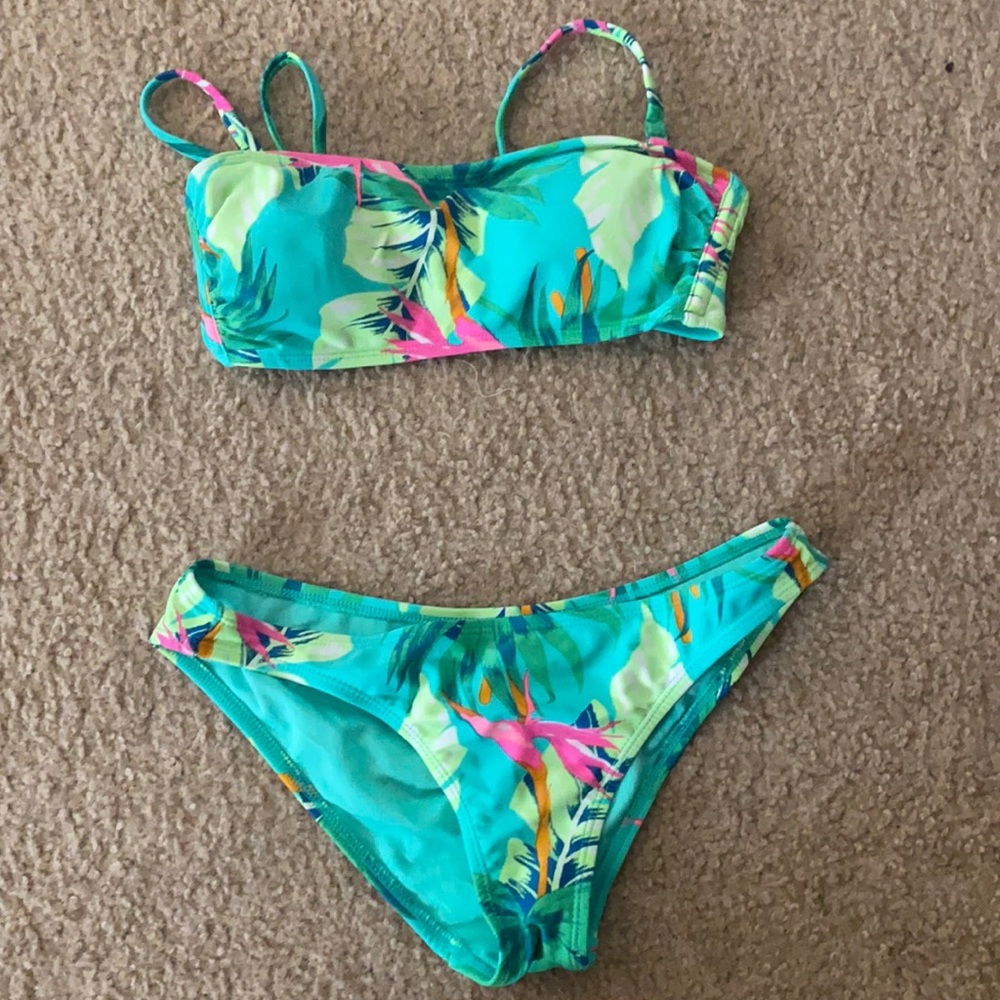 Tropical print bikini